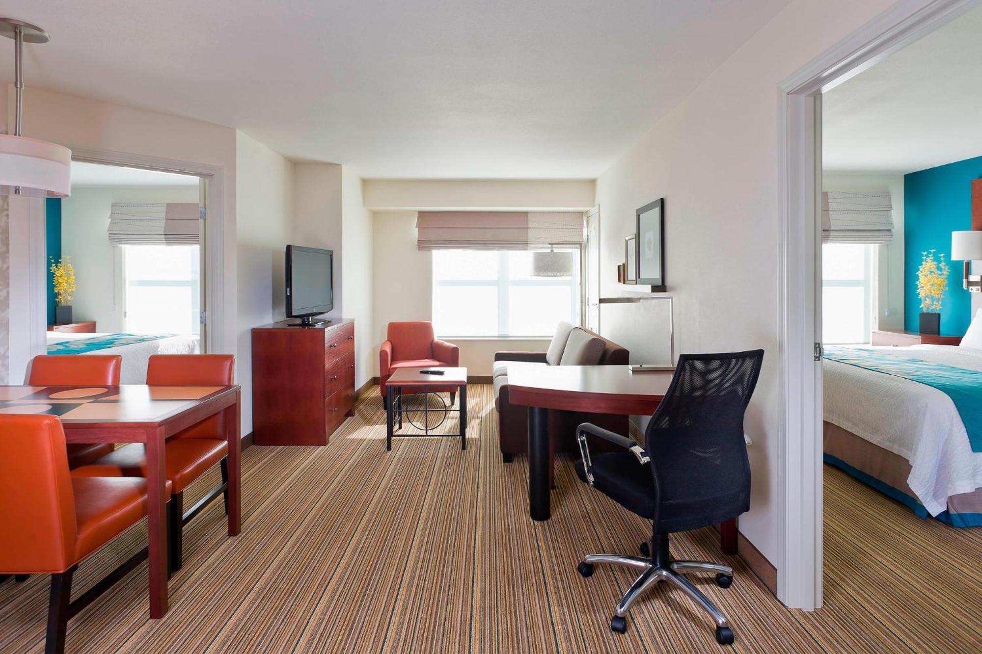 Residence Inn Bismarck North Exterior foto